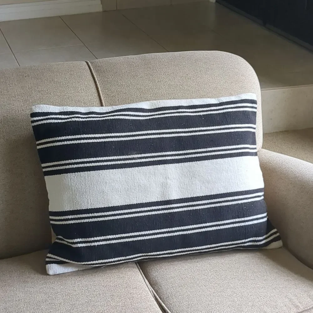 Pottery Barn Black / Cream Awning Striped Dhurrie Lumbar Pillow Cover 20X30